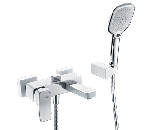 Aller 1061WHITE Смеситель для ванны с коротким изливом WasserKraft