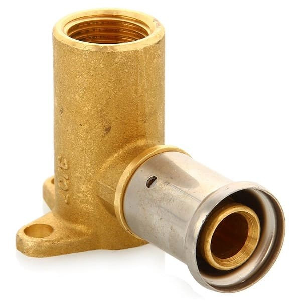 М/пл водорозетка (короткая) пресс (латунь) с 20х1/2  2P-2004