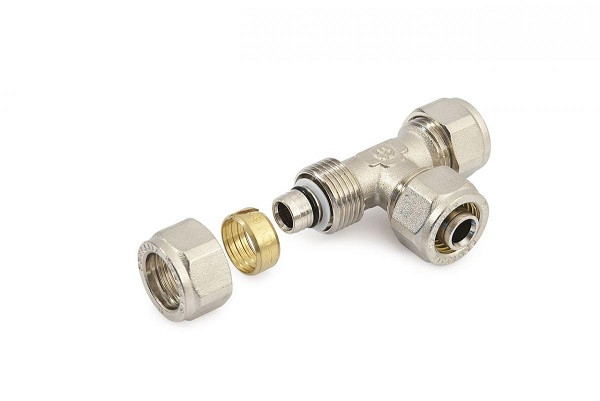 530013N806680A  Тройник 32х20х32 ц/ц/ц GF ИТАЛИЯ